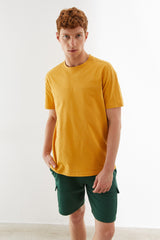 Sarı Auric Nakış Detaylı Erkek T-Shirt