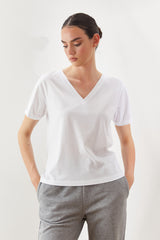 Beyaz V Yaka Basic Comfy T-shirt